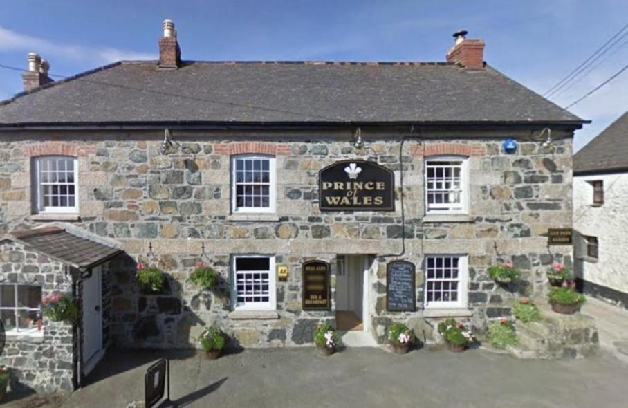 The Prince Of Wales Helston Bagian luar foto